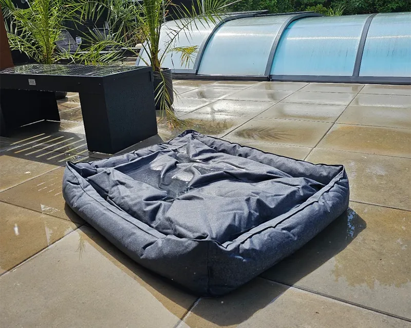 Outdoor Waterproof Blanket Doghouse